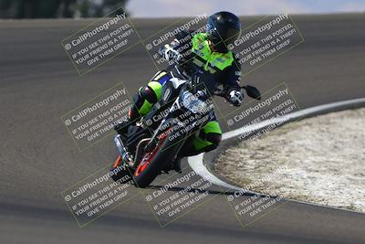 media/Sep-21-2025-TrackDaz (Sun) [[277c75b276]]/C Group/1240pm (Turn 2)/